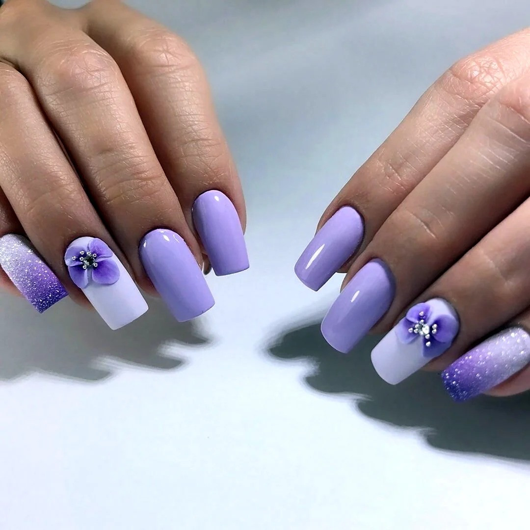 Ліловий манікюр із матовим ефектом – тренд 2026